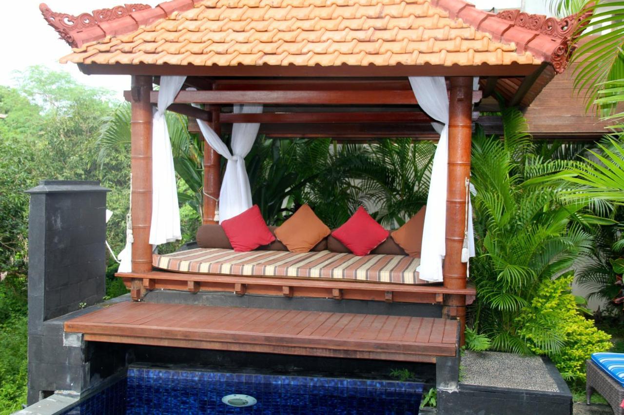 Jimbaran Cliffs Private Pool Hotel & Spa ภายนอก รูปภาพ