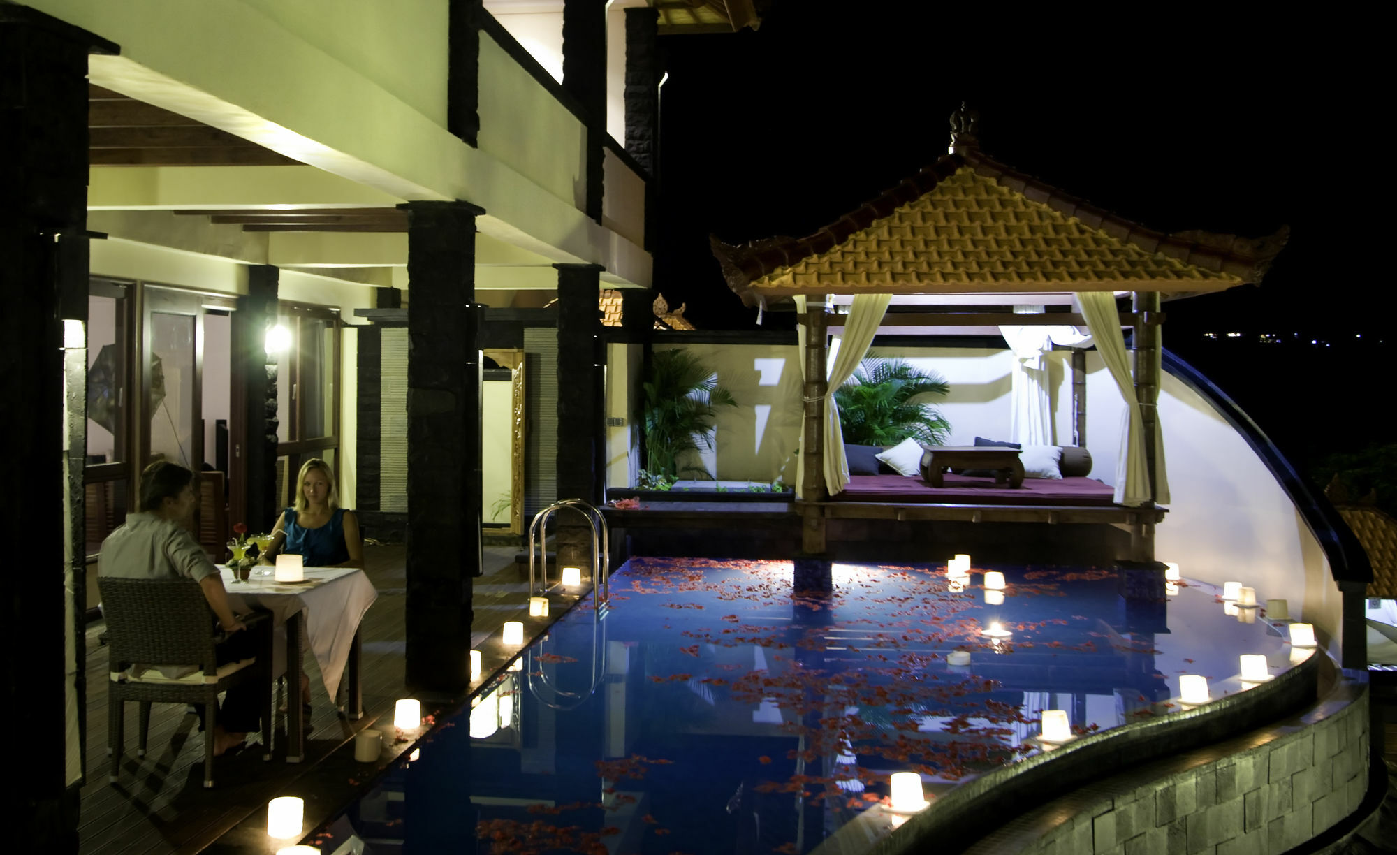 Jimbaran Cliffs Private Pool Hotel & Spa ภายนอก รูปภาพ