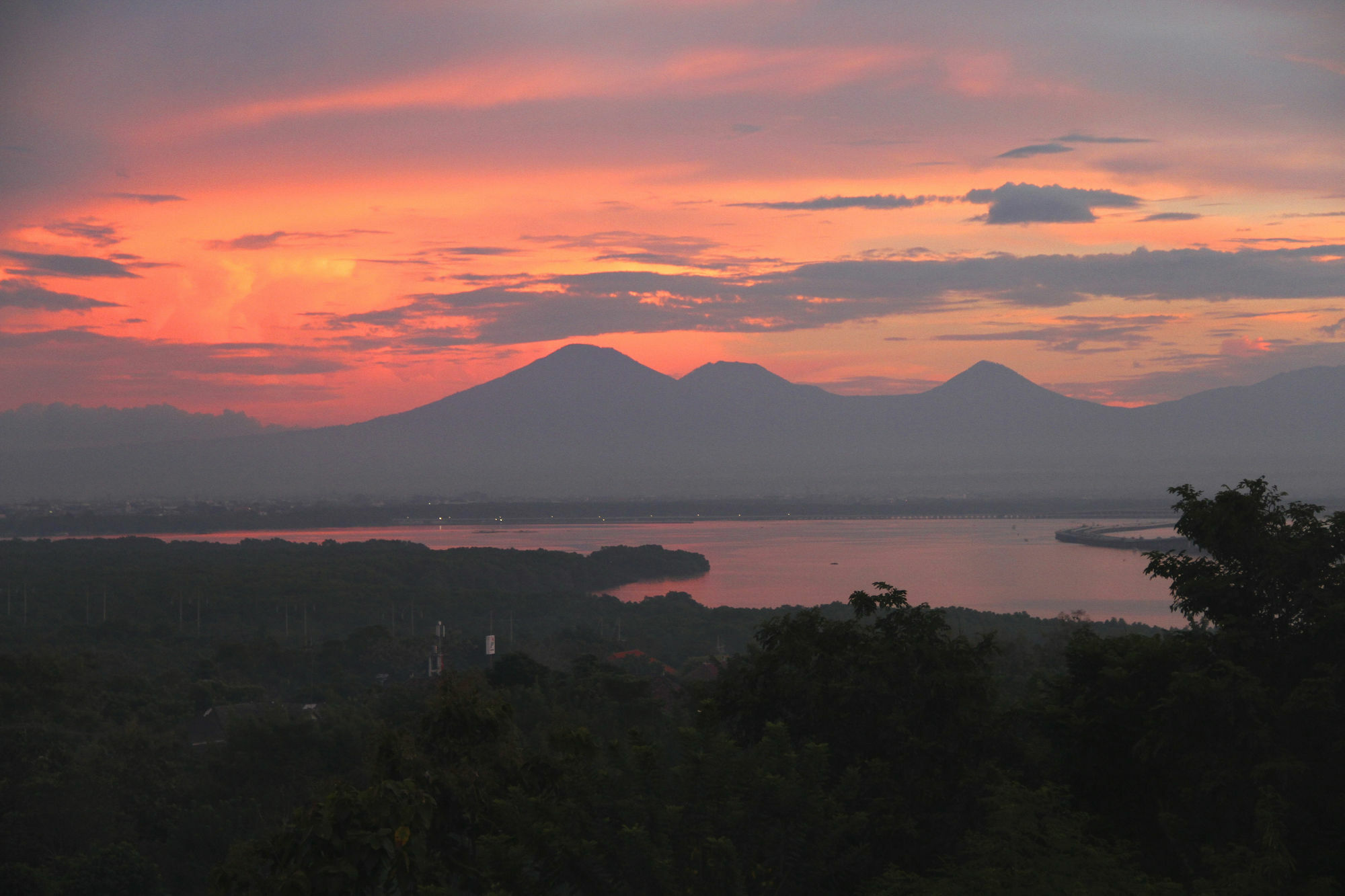 Jimbaran Cliffs Private Pool Hotel & Spa ภายนอก รูปภาพ